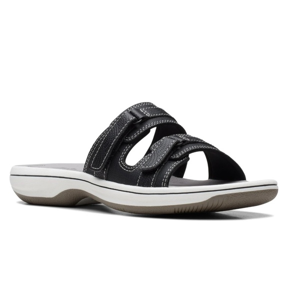 Clarks Shoes - NWT Clarks Cloudsteppers Black and White Piper Flat Sandals Size 9